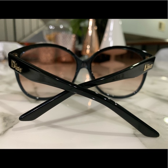 DIOR Bon Voyage L4ILF sunglasses in black - Picture 2 of 5